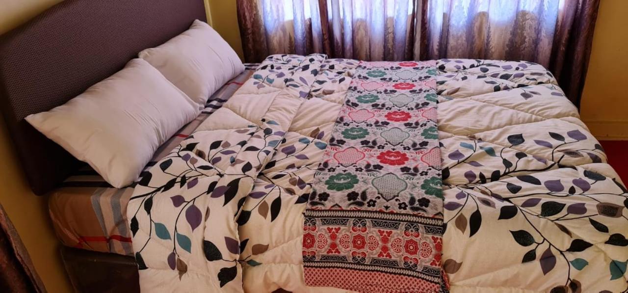 Le Tai Village Resort Near Solio Game Reserve Mweiga Bagian luar foto