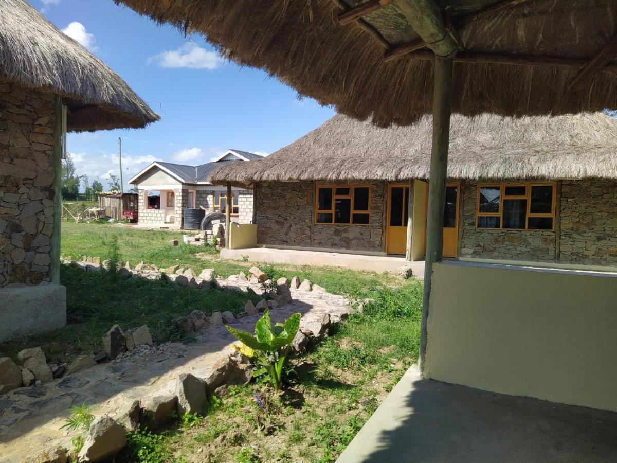 Le Tai Village Resort Near Solio Game Reserve Mweiga Bagian luar foto