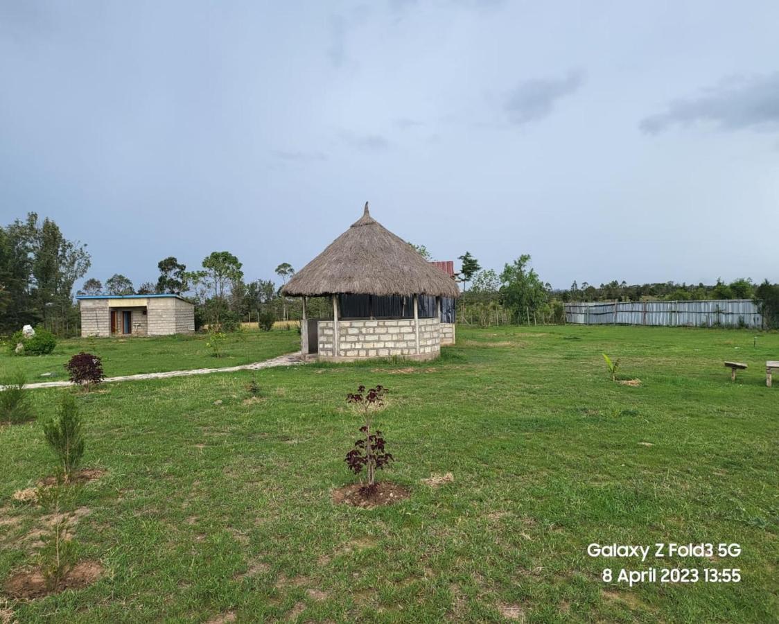 Le Tai Village Resort Near Solio Game Reserve Mweiga Bagian luar foto